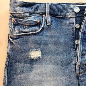 Mother Denim The Proper Short Size 27